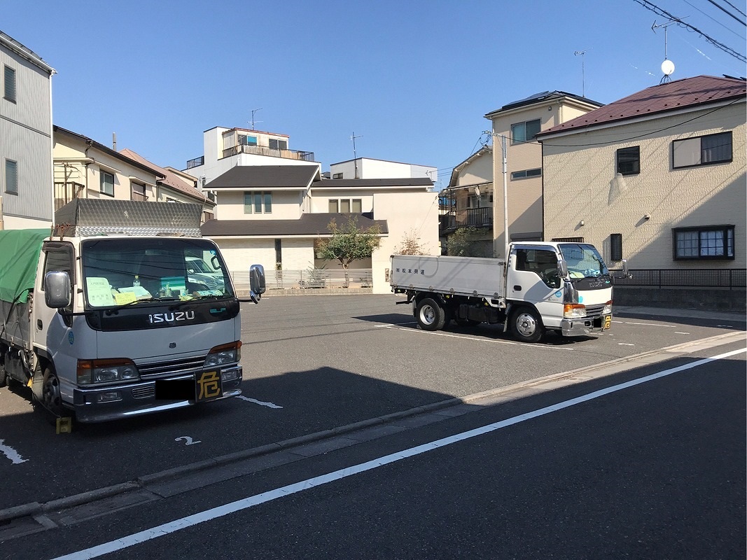 足立区椿２丁目　月極駐車場